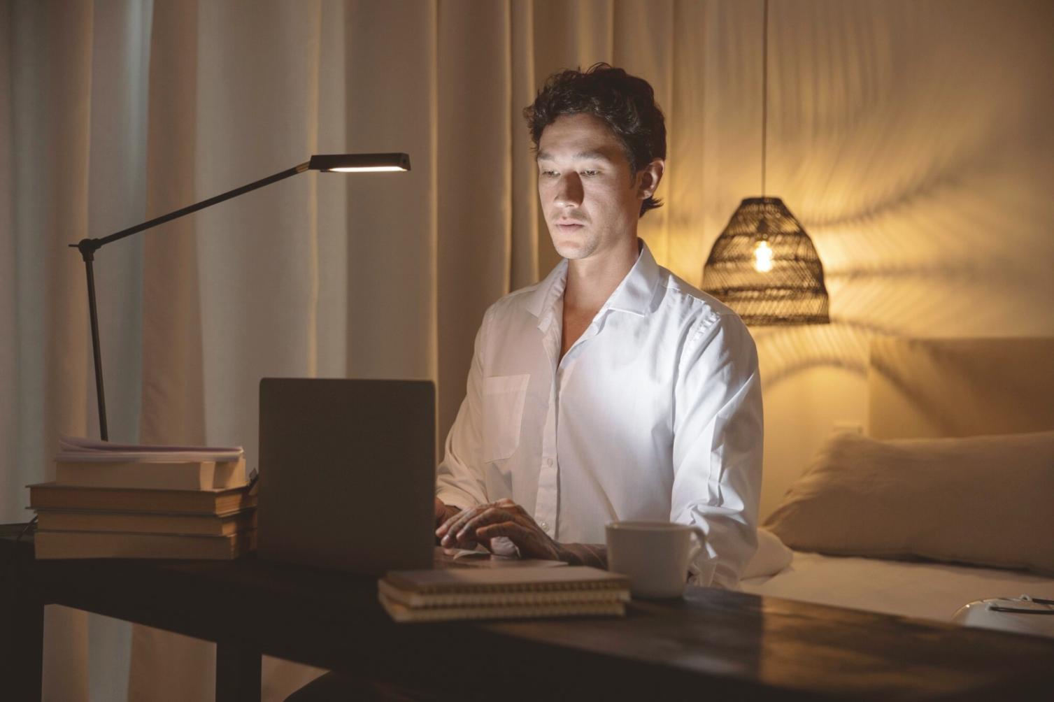 Kreative Schreibwerkstatt mit inspirierenden Materialien